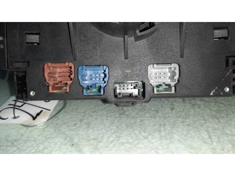 Recambio de mando luces para peugeot 1007 sporty referencia OEM IAM 96576795XT 281708 61937007