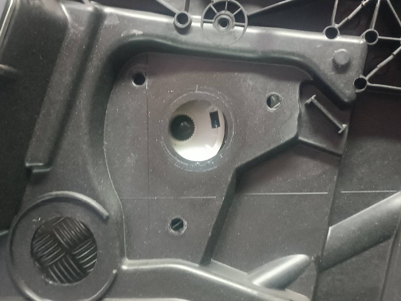 Recambio de elevalunas delantero derecho para ford fusion (cbk) ambiente referencia OEM IAM 2S61A045H16A  ELECTRICO