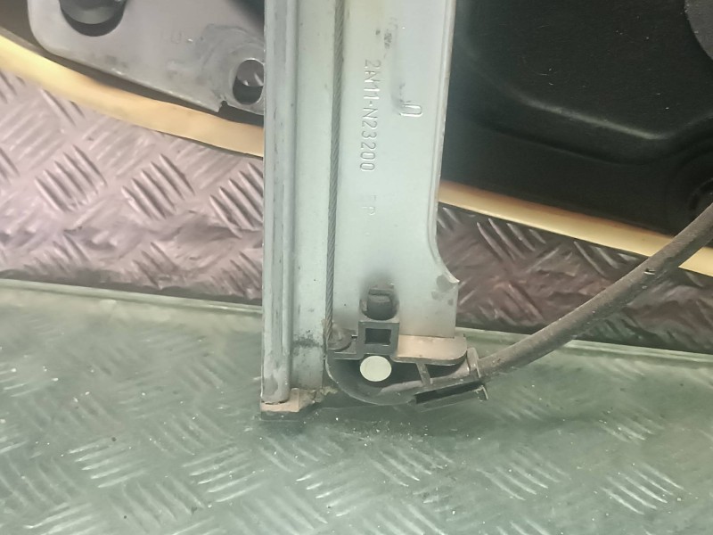 Recambio de elevalunas delantero derecho para ford fusion (cbk) ambiente referencia OEM IAM 2S61A045H16A  ELECTRICO