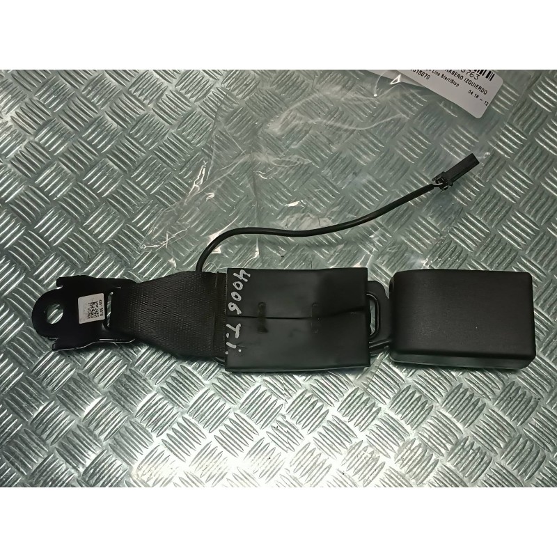 Recambio de enganche cinturon trasero izquierdo para opel mokka x design line start/stop referencia OEM IAM 42615070 2505974 