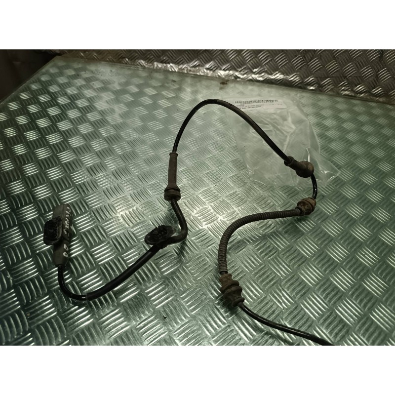 Recambio de sensor para citroen c4 picasso exclusive referencia OEM IAM 9674852280  CONECTOR 2 PINES