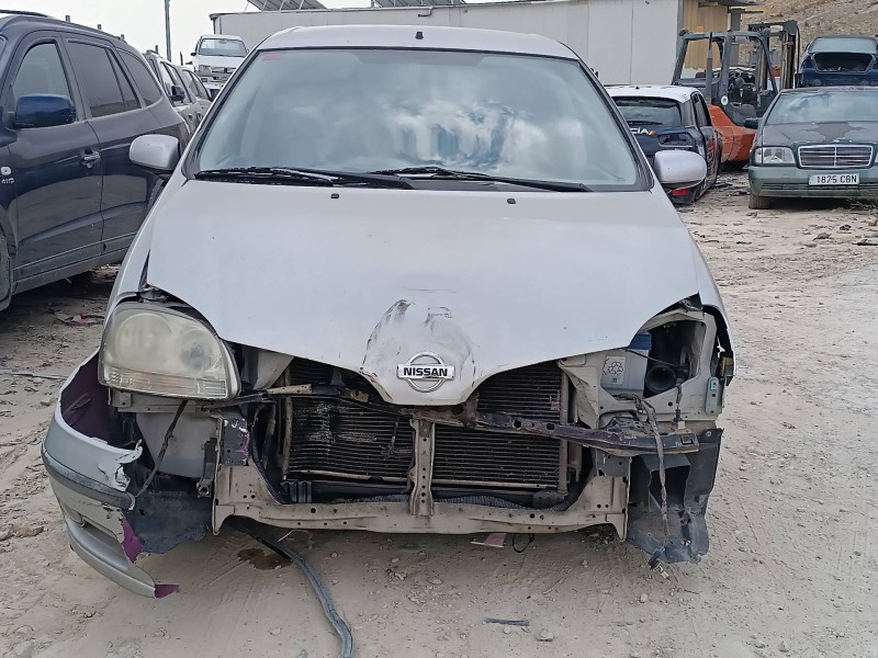 nissan almera tino (v10m) del año 2003