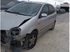 nissan almera tino (v10m) del año 2003 2