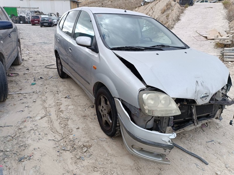 nissan almera tino (v10m) del año 2003