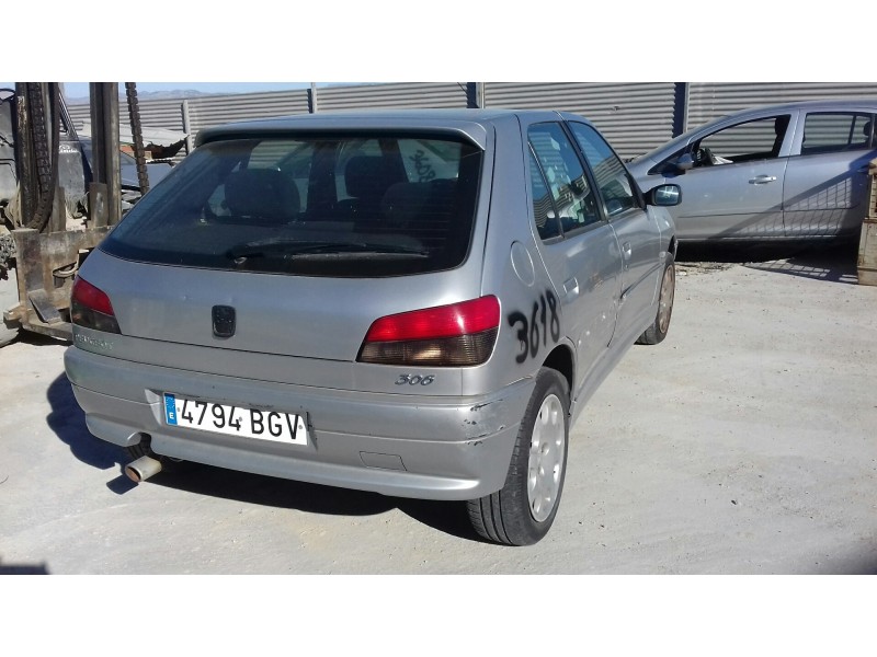 peugeot 306 berlina 3/4/5 puertas (s2) del año 2001