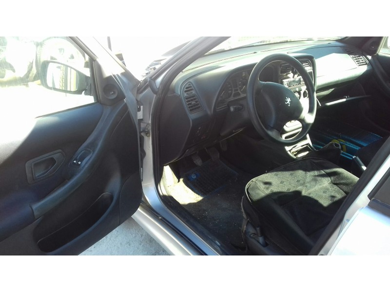peugeot 306 berlina 3/4/5 puertas (s2) del año 2001