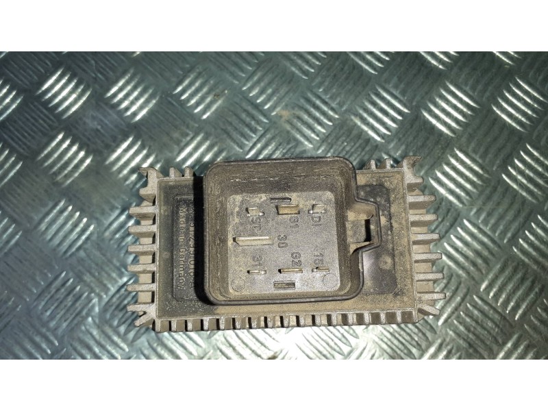 Recambio de caja precalentamiento para opel astra h ber. cosmo referencia OEM IAM 55354141 51299018A CONECTOR 7 PINES