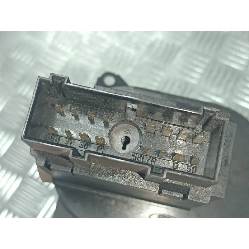 Recambio de mando luces para ford focus berlina (cak) ambiente referencia OEM IAM 2M5T13A024EA  CONECTOR 16 PINES