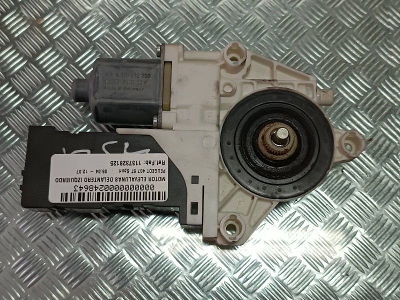 Recambio de motor elevalunas delantero izquierdo para peugeot 407 st sport referencia OEM IAM 1137328125 0130822200 BROSE