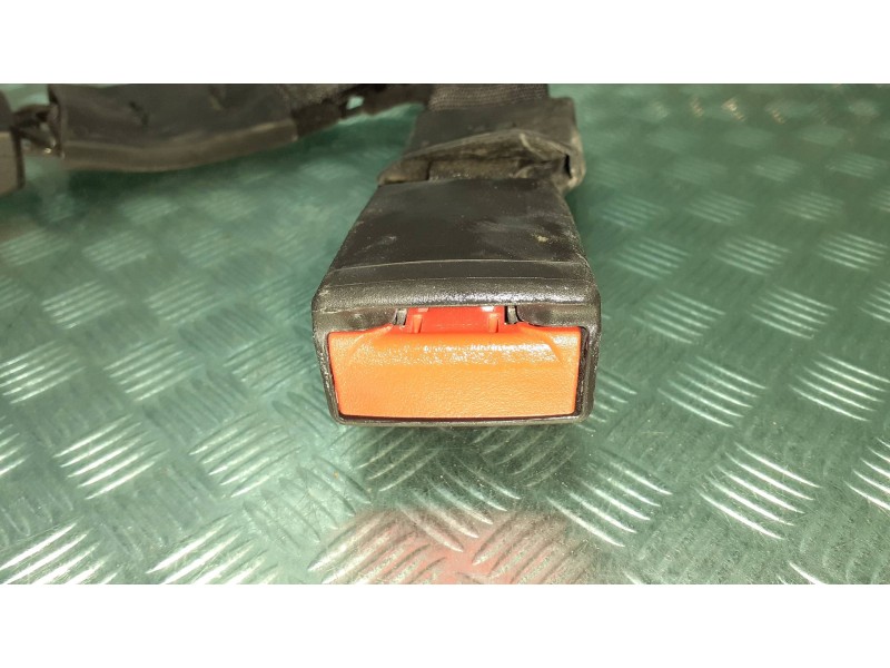 Recambio de enganche cinturon trasero derecho para opel mokka x design line start/stop referencia OEM IAM 42615068 42615068 