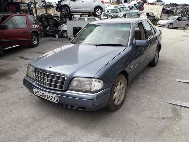 mercedes-benz clase c (w202) berlina del año 1993