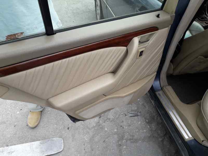 mercedes-benz clase c (w202) berlina del año 1993