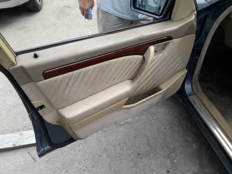 mercedes-benz clase c (w202) berlina del año 1993