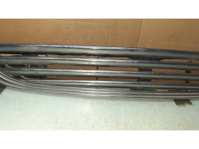 Recambio de rejilla delantera para bmw mini (r50,r53) cooper referencia OEM IAM 1490374 5113 1490375