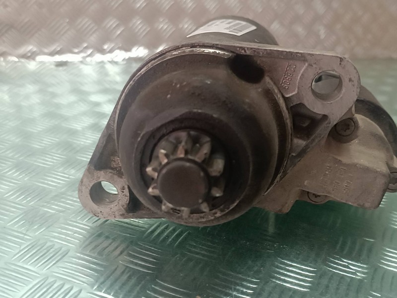 Recambio de motor arranque para seat ibiza (6j5) referencia OEM IAM 02T911023H 0001125051 BOSCH