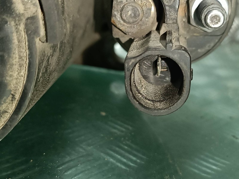 Recambio de motor arranque para volkswagen polo (9n3) advance referencia OEM IAM 02T911024 0001123018 BOSCH