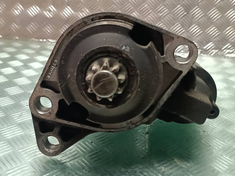 Recambio de motor arranque para seat ibiza (6k1) select referencia OEM IAM 020911023P 0001125005 BOSCH
