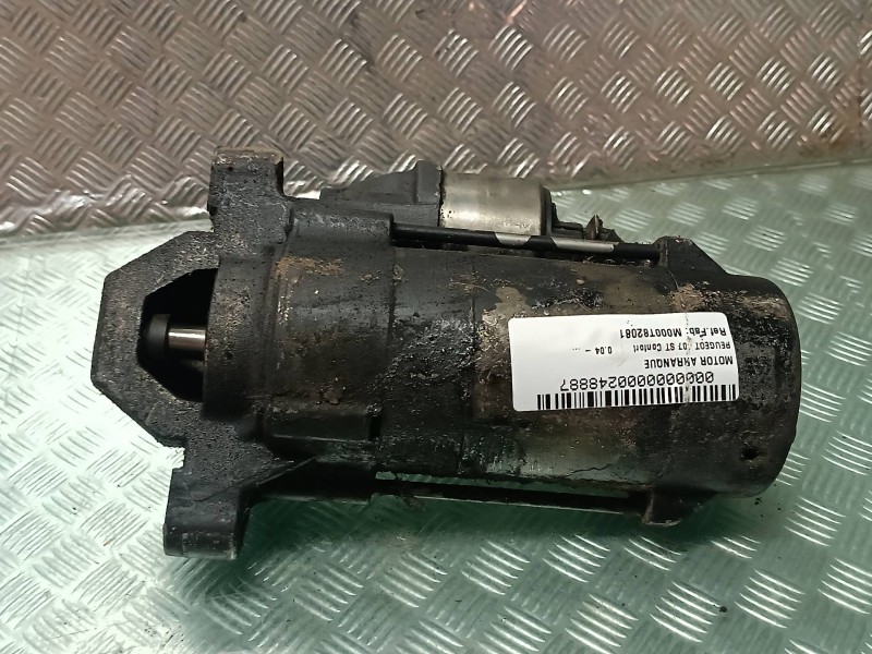 Recambio de motor arranque para peugeot 407 st confort referencia OEM IAM M000T82081  