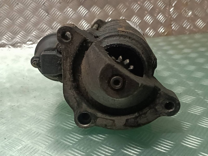 Recambio de motor arranque para peugeot 407 st confort referencia OEM IAM M000T82081  