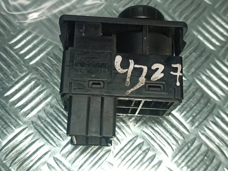 Recambio de mando retrovisor para nissan almera tino (v10m) básico referencia OEM IAM   CONECTOR 7 PINES