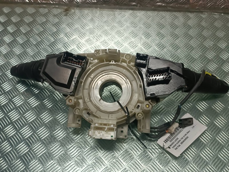 Recambio de mando luces para nissan almera tino (v10m) básico referencia OEM IAM 25540AV500 25560BM565 25260AV765