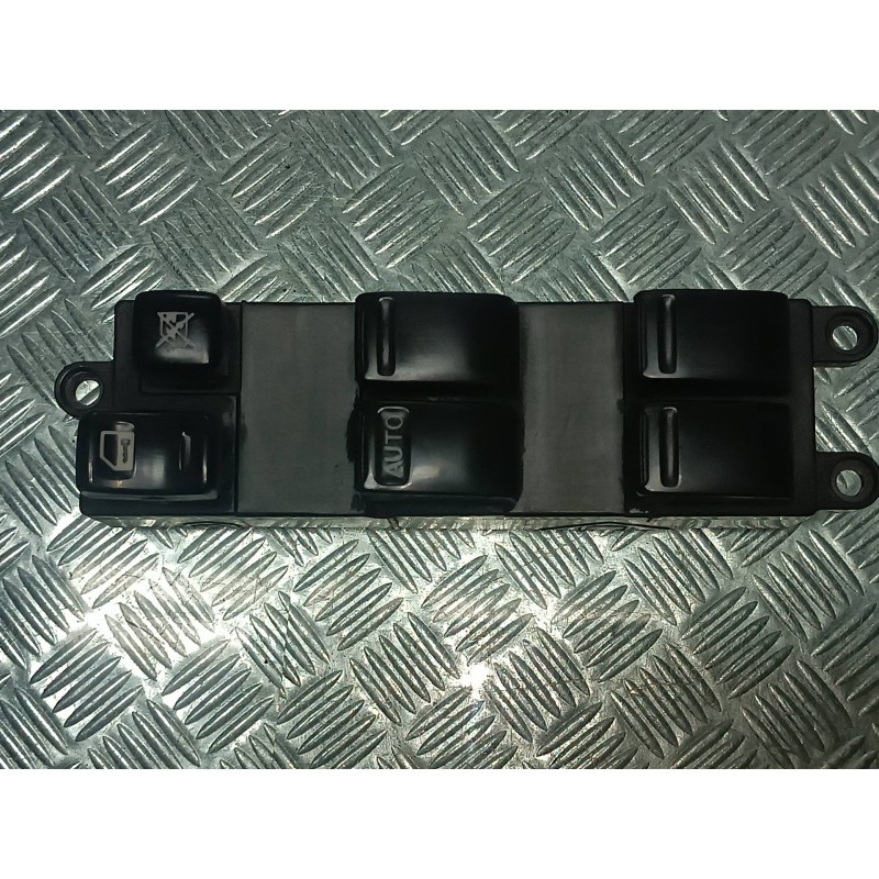 Recambio de mando elevalunas delantero izquierdo para nissan almera tino (v10m) básico referencia OEM IAM   CONECTOR 15 PINES