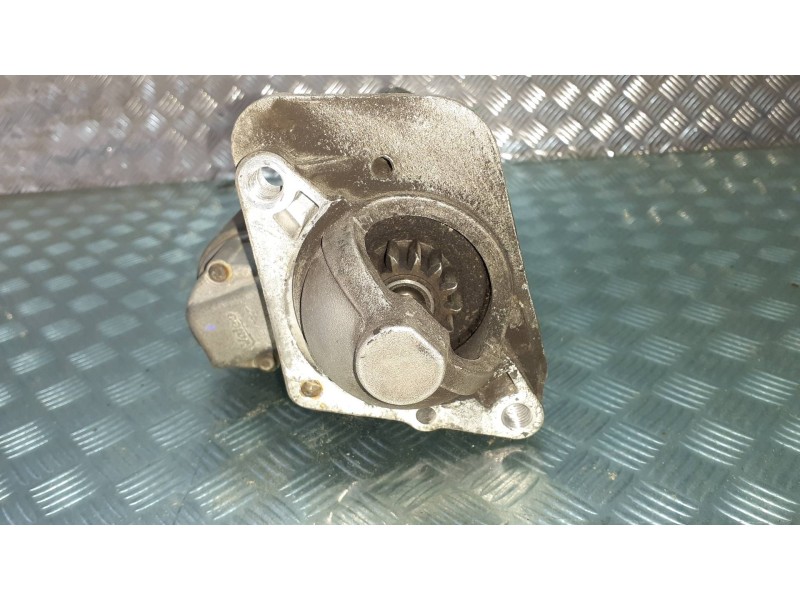 Recambio de motor arranque para dacia duster ambiance 4x2 referencia OEM IAM RSM14-11 233006508R--B VALEO