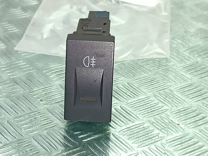 Recambio de interruptor para hyundai coupe (gk) 1.6 fx referencia OEM IAM  CONECTOR 6 PINES ANTINIEBLA