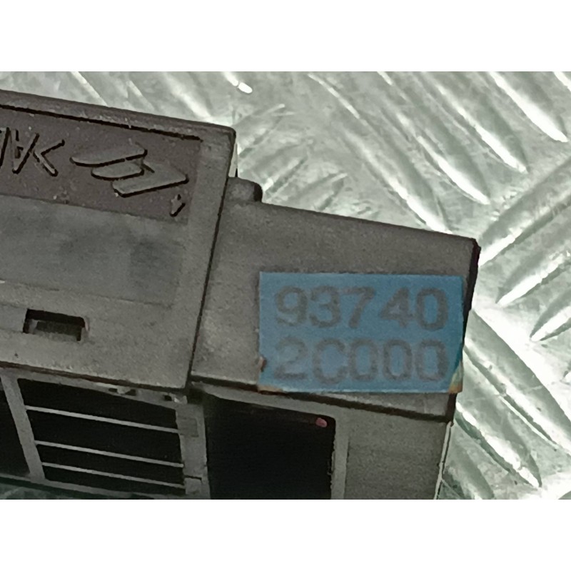 Recambio de interruptor para hyundai coupe (gk) 1.6 fx referencia OEM IAM  CONECTOR 6 PINES ANTINIEBLA