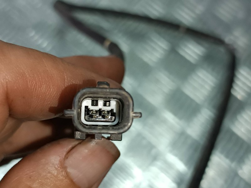 Recambio de sonda lambda para dacia duster ambiance 4x2 referencia OEM IAM 226401704R  CONECTOR 2 PINES