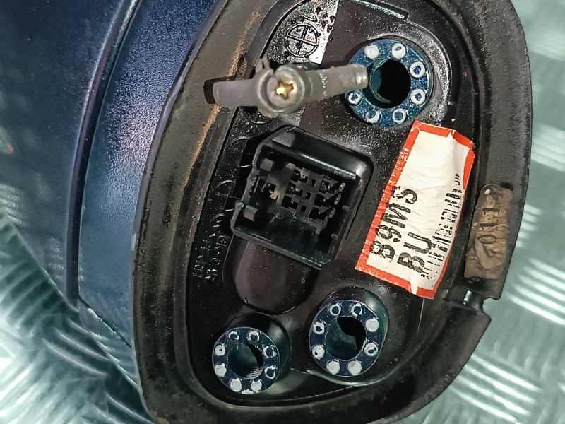 Recambio de retrovisor derecho para hyundai coupe (gk) 1.6 fx referencia OEM IAM 012177 012178 ELECTRICO