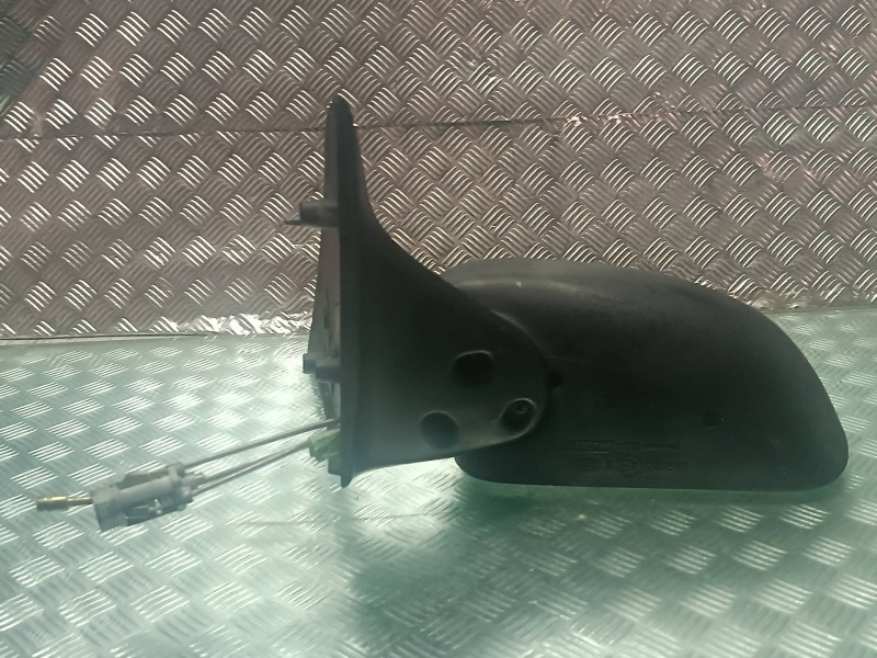 Recambio de retrovisor izquierdo para fiat brava (182) td 75 sx referencia OEM IAM 0151682  MANUAL
