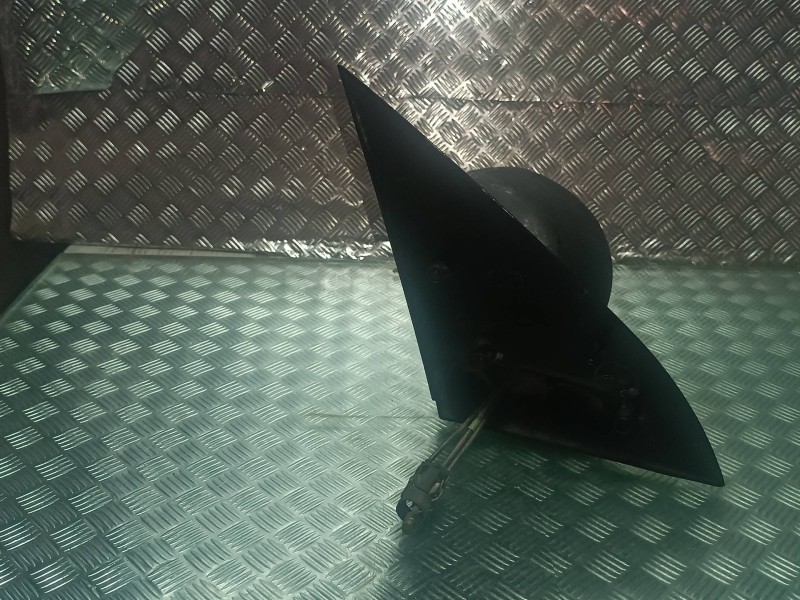 Recambio de retrovisor izquierdo para fiat brava (182) td 75 sx referencia OEM IAM 0151682  MANUAL