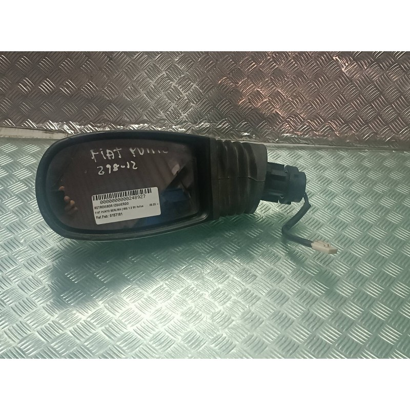 Recambio de retrovisor izquierdo para fiat punto berlina (188) 1.2 8v active referencia OEM IAM 0157181  ELECTRICO