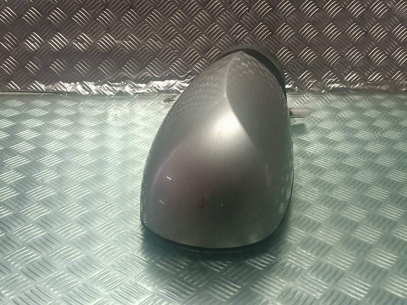 Recambio de retrovisor izquierdo para fiat punto berlina (188) 1.2 8v active referencia OEM IAM 0157181  ELECTRICO