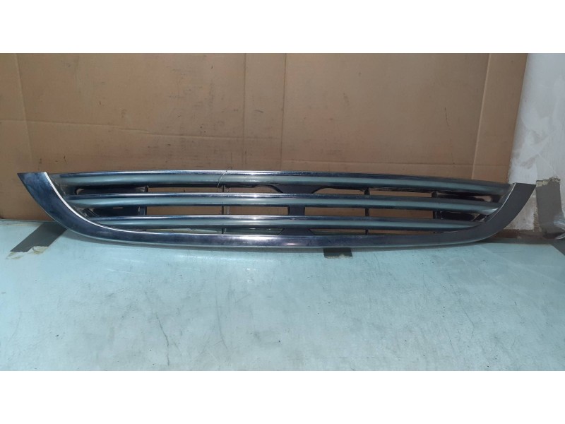 Recambio de rejilla delantera para bmw mini (r50,r53) cooper referencia OEM IAM 1490376  