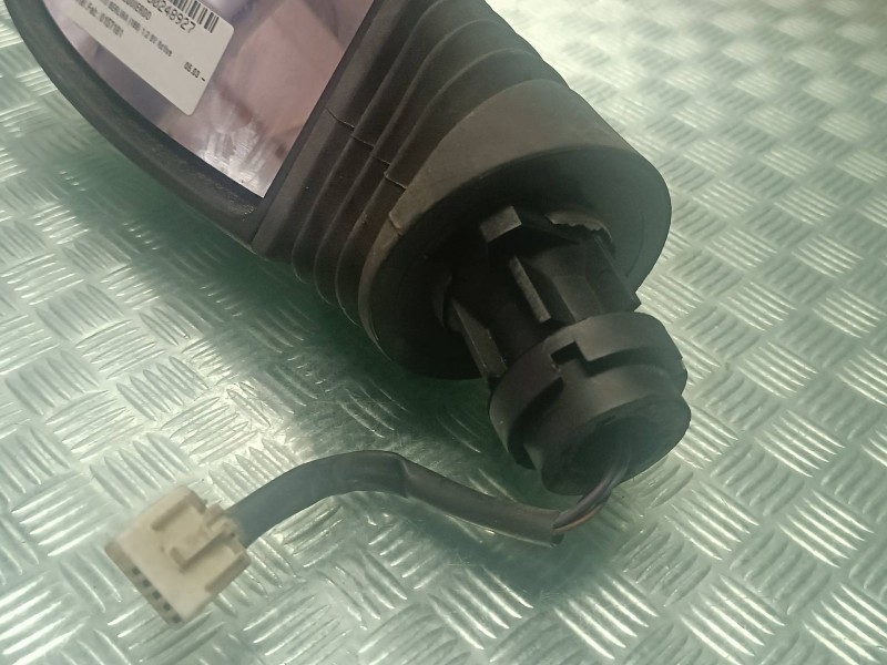 Recambio de retrovisor izquierdo para fiat punto berlina (188) 1.2 8v active referencia OEM IAM 0157181  ELECTRICO