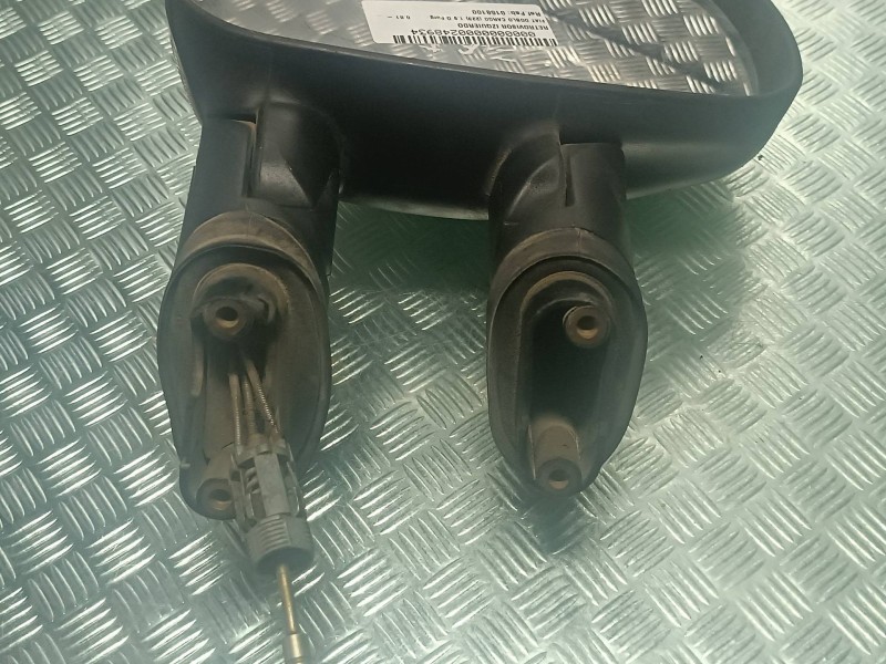 Recambio de retrovisor izquierdo para fiat doblo cargo (223) 1.9 d furg. referencia OEM IAM 0158100  MANUAL