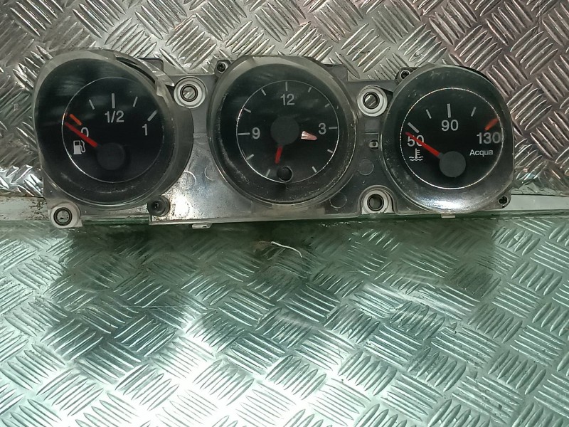 Recambio de cuadro instrumentos para alfa romeo 156 (116) 1.9 jtd 8v impression referencia OEM IAM 156034528 2J2CFX3E MAGNETI VA