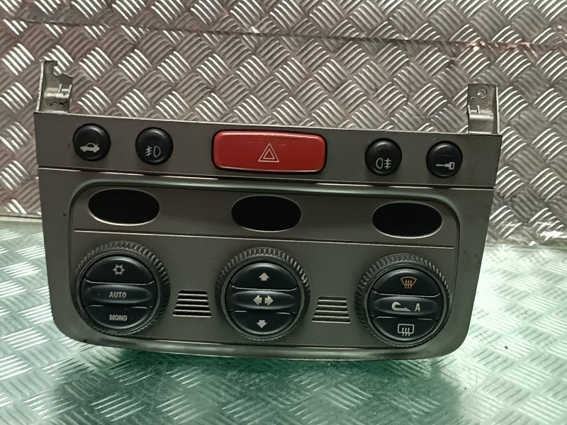 Recambio de mando climatizador para alfa romeo 147 (190) 1.9 jtd distinctive referencia OEM IAM 01560513690 C397 