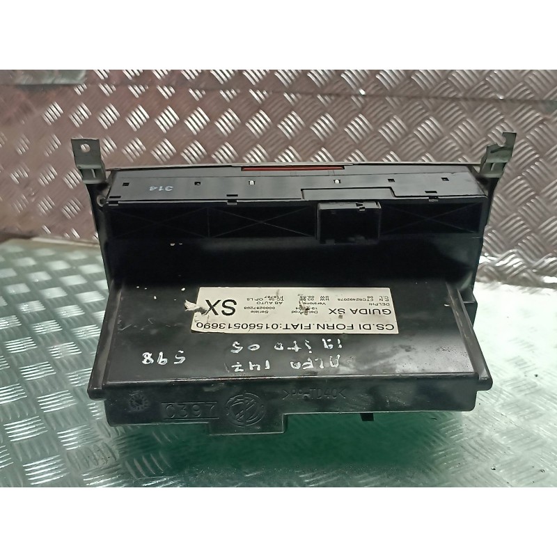 Recambio de mando climatizador para alfa romeo 147 (190) 1.9 jtd distinctive referencia OEM IAM 01560513690 C397 