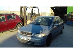 opel astra g berlina del año 2002