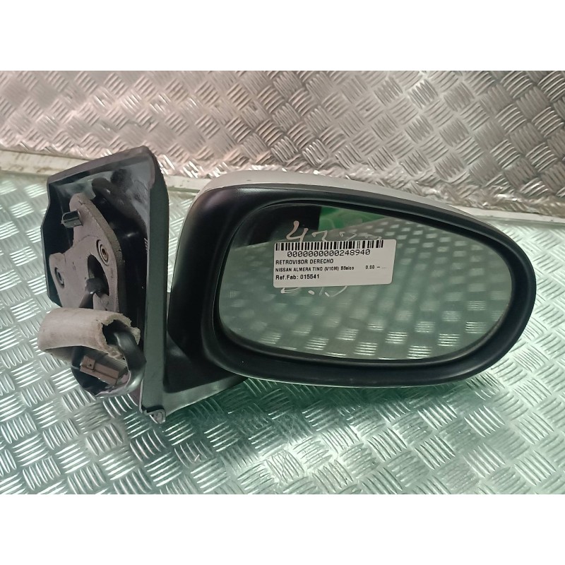 Recambio de retrovisor derecho para nissan almera tino (v10m) básico referencia OEM IAM 015541  ELECTRICO