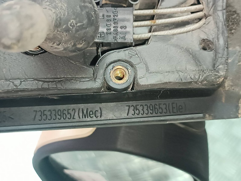 Recambio de retrovisor izquierdo para lancia ypsilon (101) 1.2 8v referencia OEM IAM 735339653 735339652 MANUAL