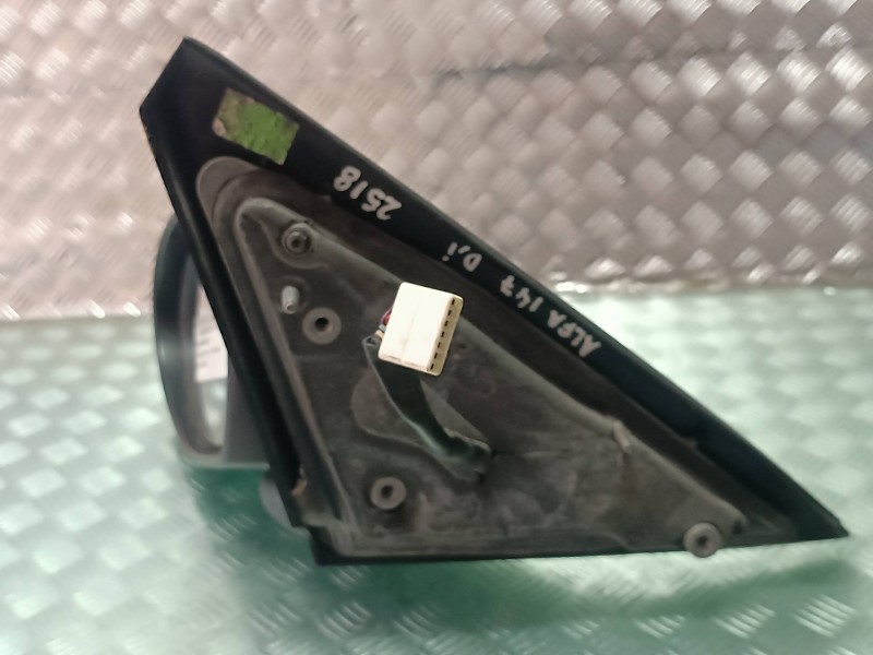 Recambio de retrovisor derecho para alfa romeo 147 (190) 1.9 jtd 120 collezione referencia OEM IAM 014133  ELECTRICO