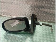 Recambio de retrovisor izquierdo para nissan almera tino (v10m) básico referencia OEM IAM 015541  ELECTRICO