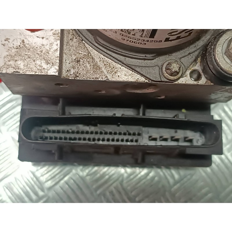 Recambio de abs para alfa romeo 147 (190) 1.9 jtd 120 collezione referencia OEM IAM 51753653 0265234258 0265950428