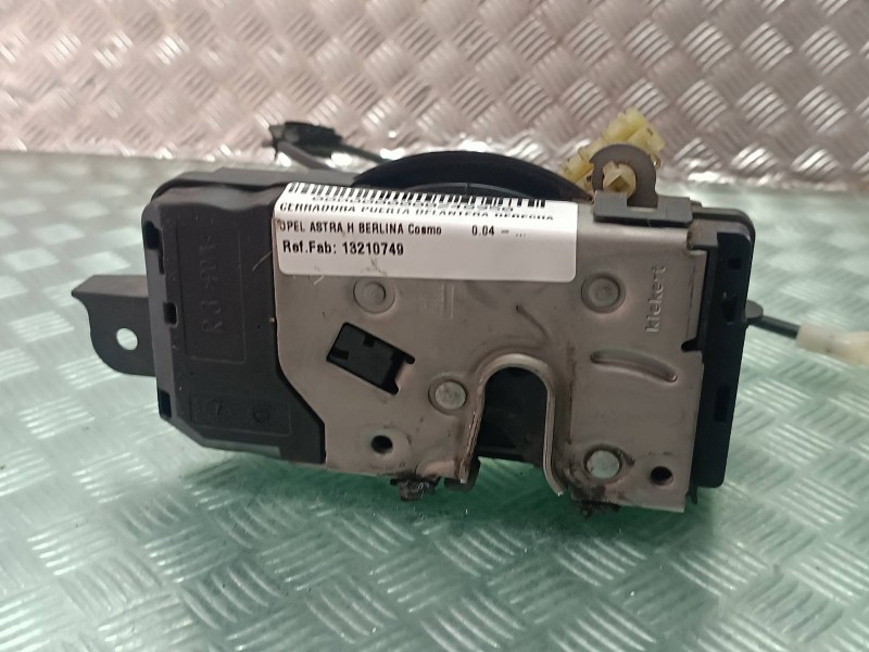 Recambio de cerradura puerta delantera derecha para opel astra h berlina cosmo referencia OEM IAM 13210749 QG ELECTRICA