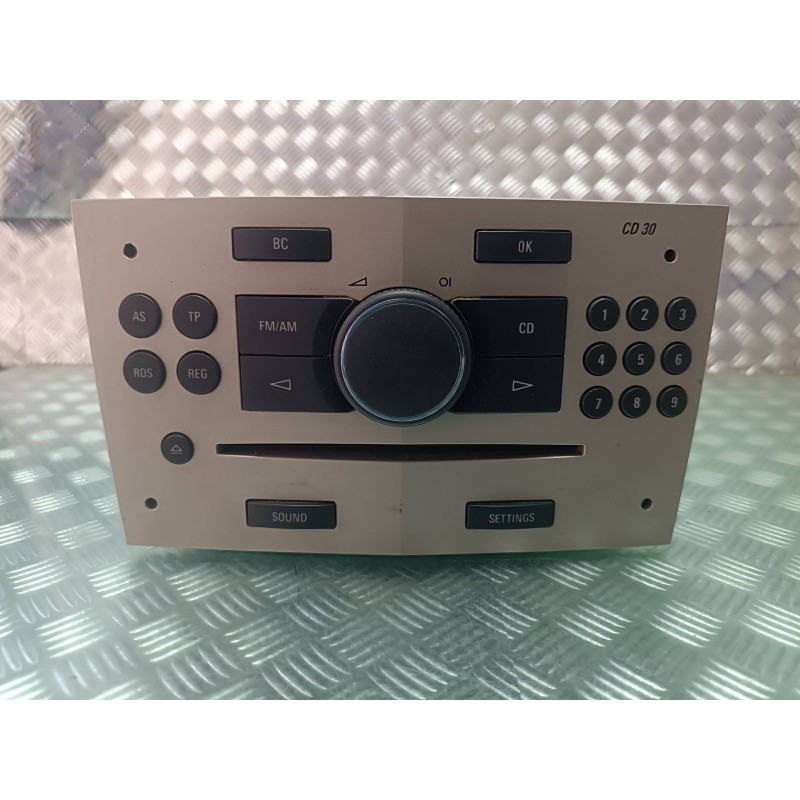 Recambio de sistema audio / radio cd para opel astra h berlina cosmo referencia OEM IAM 344183129 13251050 DELPHI GRUNDIG