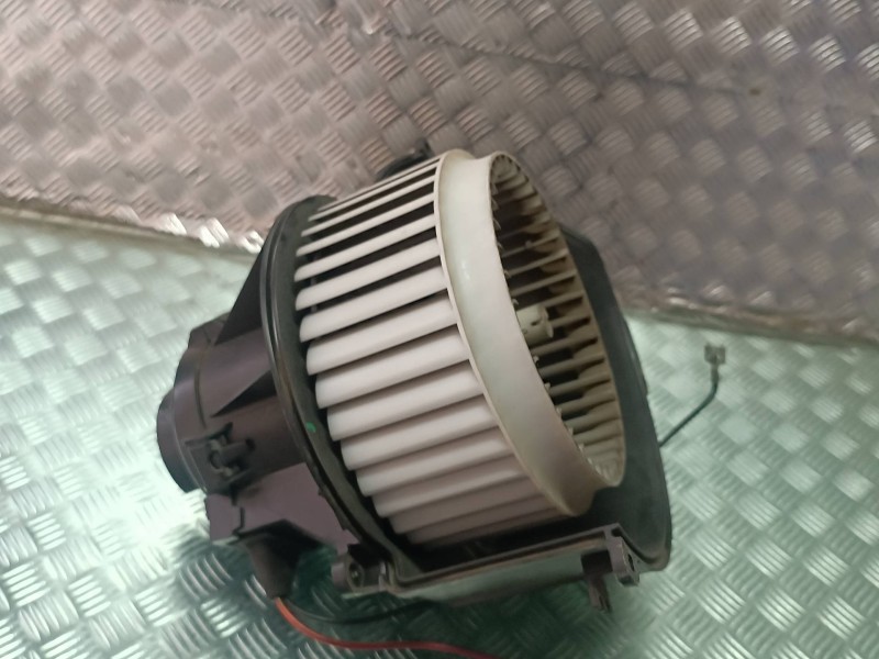 Recambio de ventilador calefaccion para opel astra h berlina cosmo referencia OEM IAM 52407543 LO73A30LHP 885601156